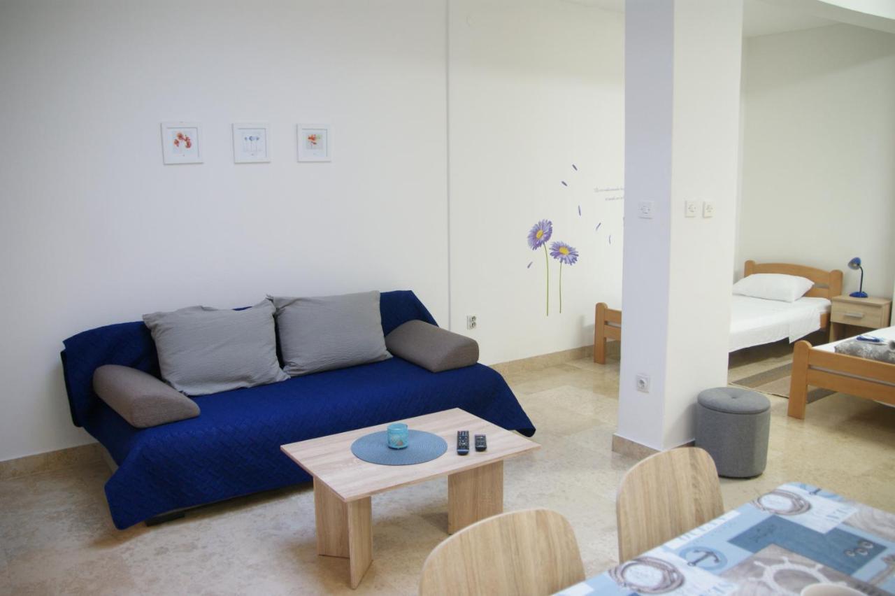 Apartman Ivana Pula Exterior foto