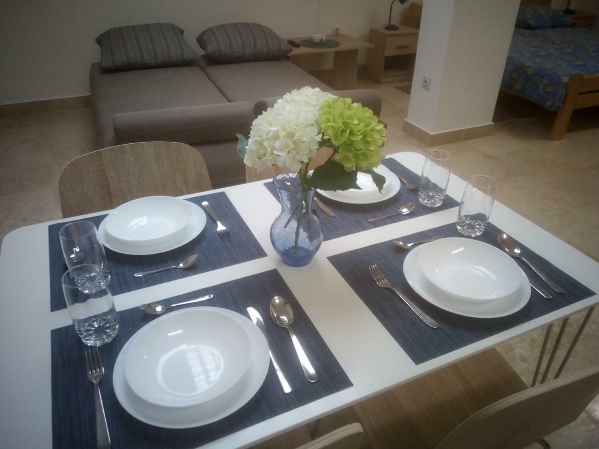 Apartman Ivana Pula Exterior foto